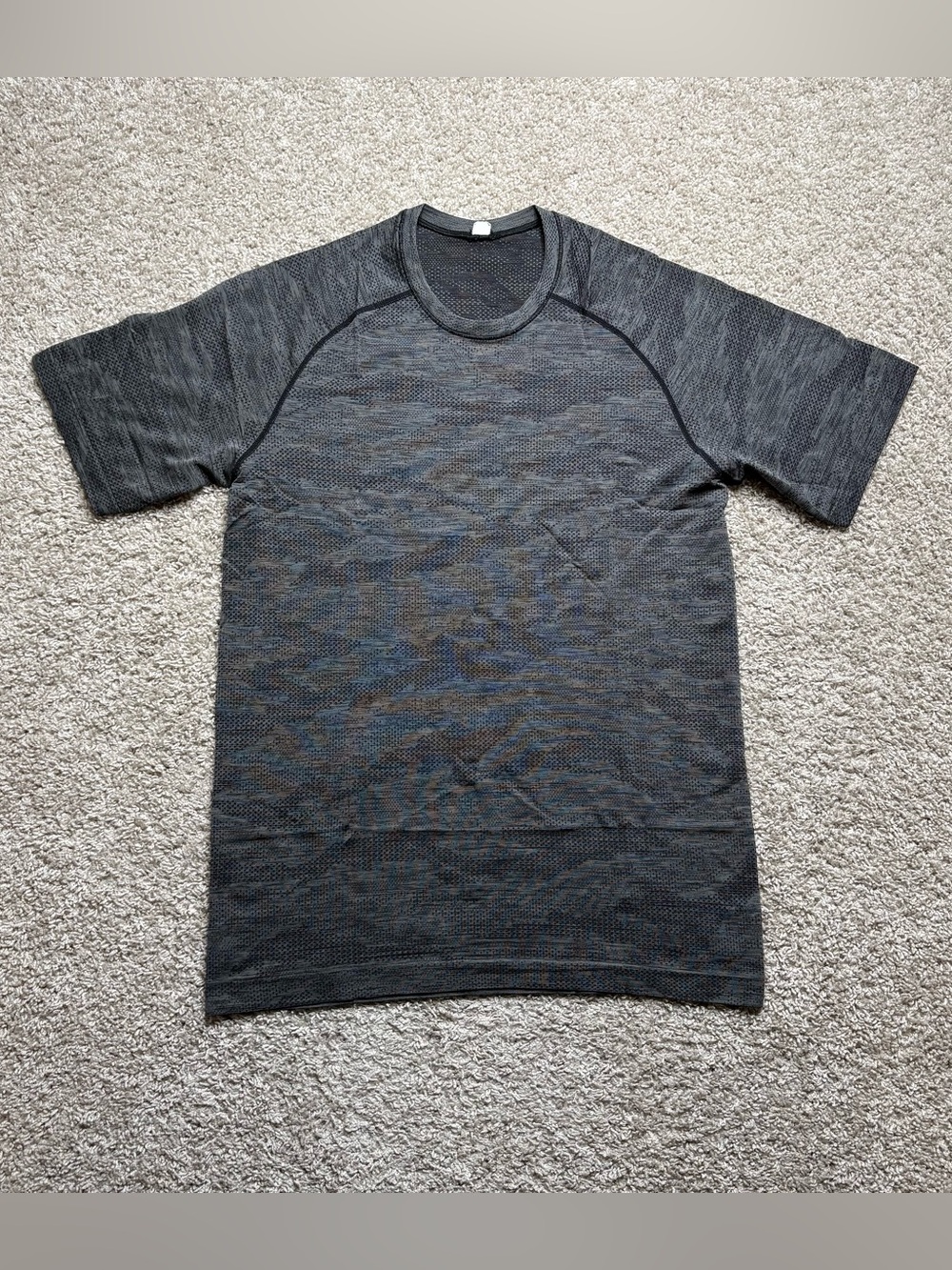 Lululemon Metal Vent Tech Short Sleeve